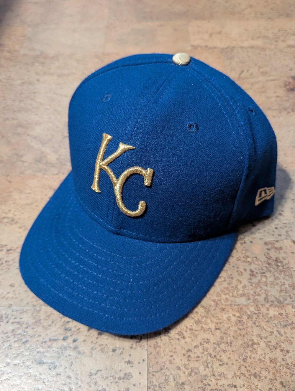 Kansas City Royals KC MLBNew Era 59FIFTY 5950 Fitted Hat Cap 7 3/4